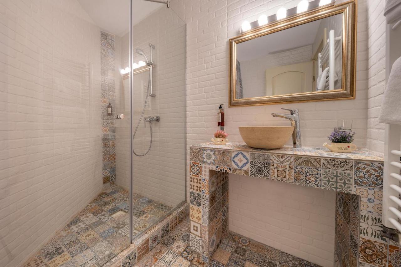 Hotel Casa Fiori Bucarest Extérieur photo